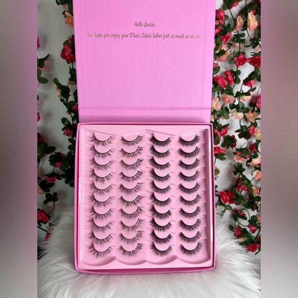 20 Pairs of 3D lashes I Lash Book | Mink Lashes I Faux Lashes | Dluxe Classic 05 - Picture 1 of 9
